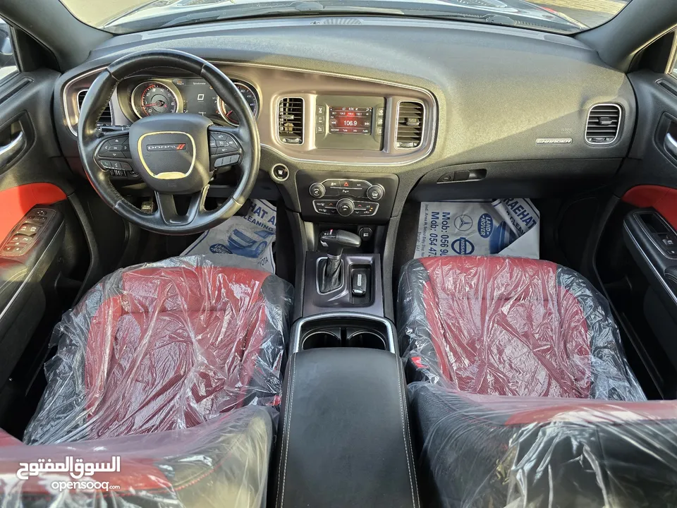 دودج تشارجر 2016وارد V6 لون مميز بترولي قمه بلنظافه جاهزه للتسجيل والاستخدام