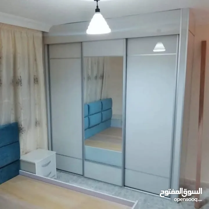 غرف نوم خزائن حائط ديكورات