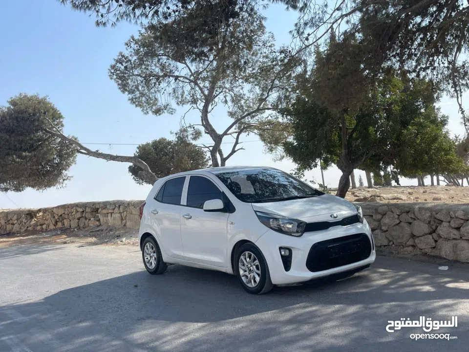 متوفر للبيع كيا بيكانتو2019. كيا فورتي 2008 فل اضافات 4 غيار