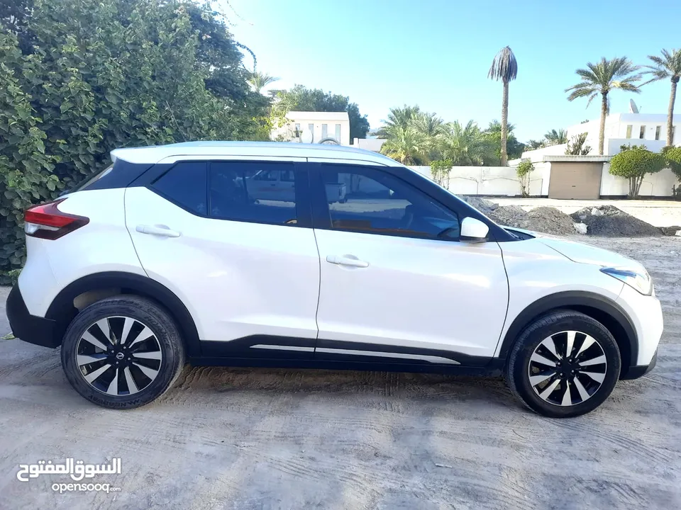 2017 MODEL-NISSAN KICKS