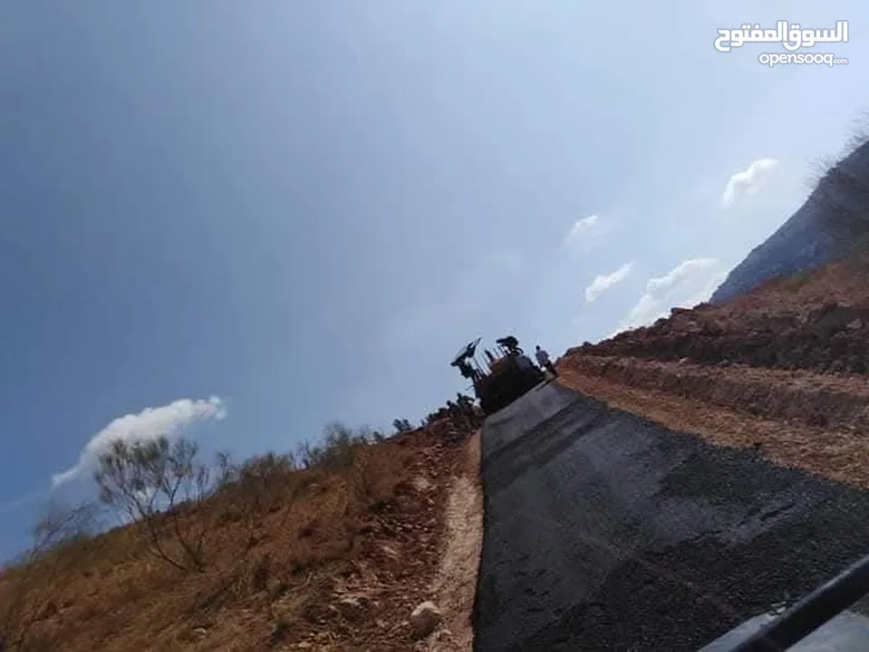 تزفيت ساحات وعزل اسطح