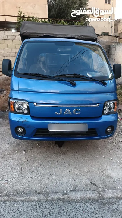 لون ازرق jac 2018