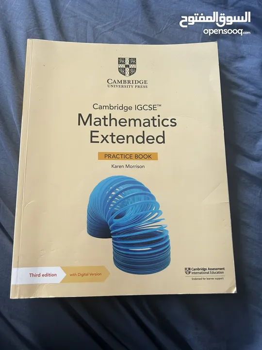 كتاب رياضيات نظام بريطاني workbook بحالة اقرب للجديد Igcse Math book
