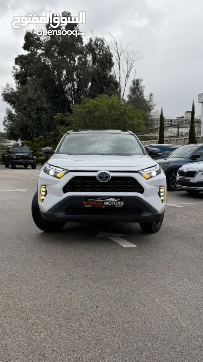 تويوتا RAV4 ترخيص 2023 محرك 2500 هايبرد  جير أوتوماتيك 296 حصان
