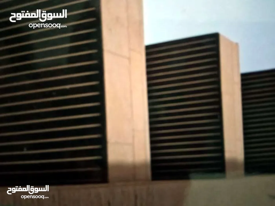 عمل بلاكين المنزل بنظام الفولدنج بالاضافه الى شوربوكس جميع اعمال الزجاج والالمنيوم