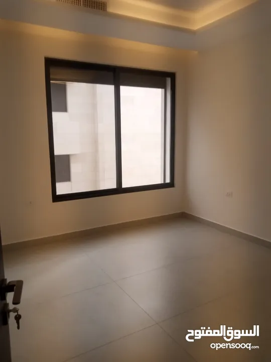 شقه للبيع في عبدون- ref:14680