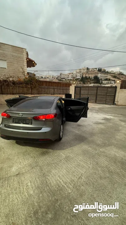 كيا سيراتو. 2017  عداد 66 الف فقط