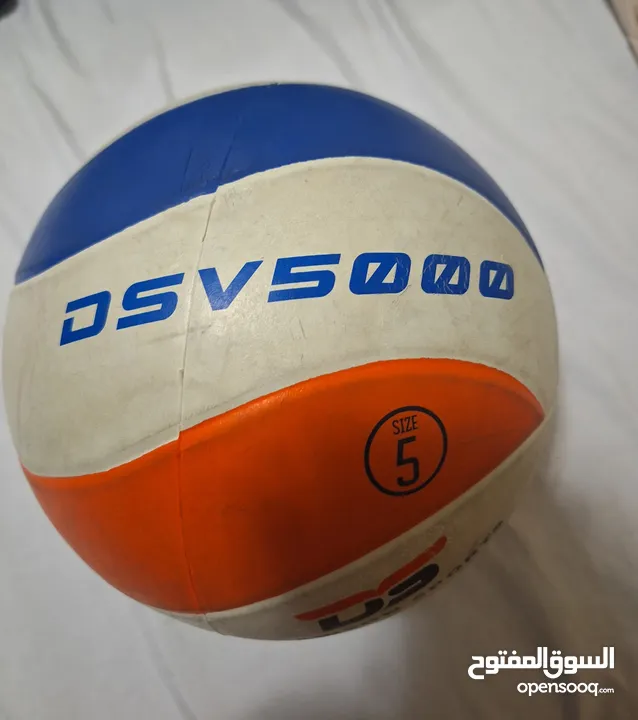 VOLLEYBALL  =D