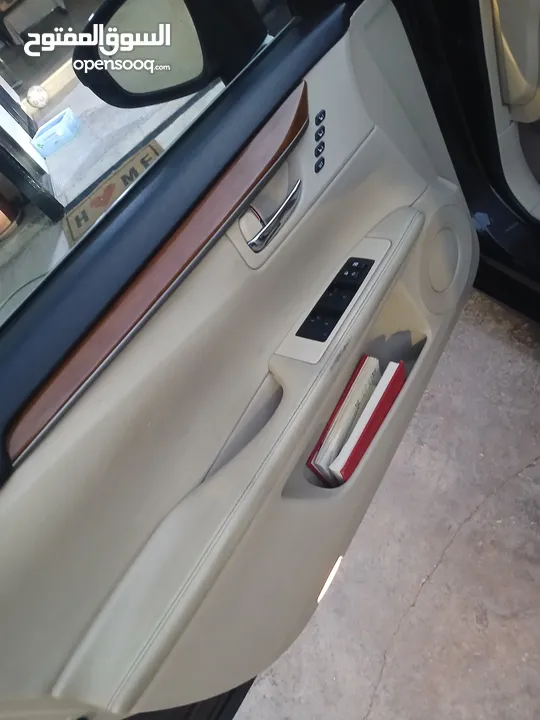 لكزس ES300باذنجاني فحص كامل فرش اوف وايت بحالة الشركه كلين تايتل