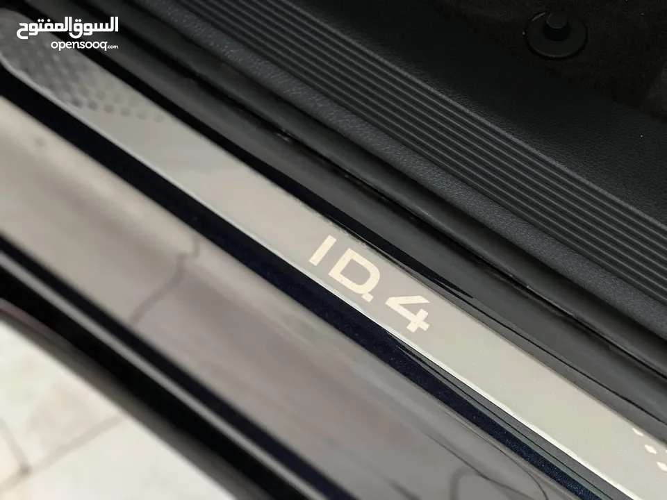 ID.4 2024 Crozz Pro Piano Black Zero