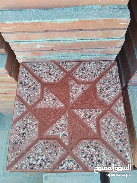 يوجد بلاط موزايكو يوجد بلاط رصيف 30×30 يوجد كندرين