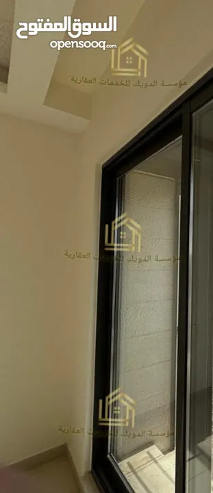 شقة فاخرة جديدة لم تسكن بتشطيبات عالية الجودة في أرقى واجمل مناطق عبدون