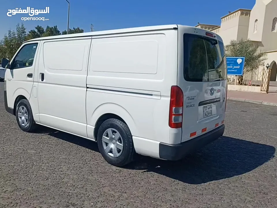 باص هايس بوكس مقفل 2018 hiace