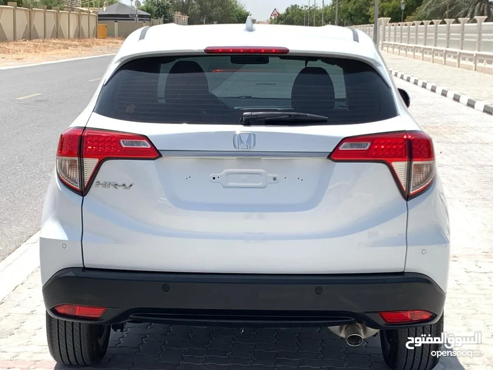 Honda HR-V 2021 GCC، 1.8L ,Free accident ,Original paint