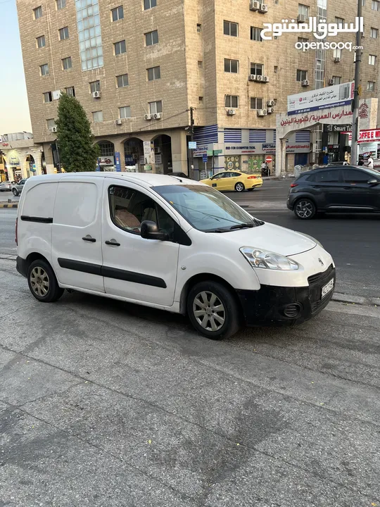 بكم بيجو بارتنر 2015 4 جيد