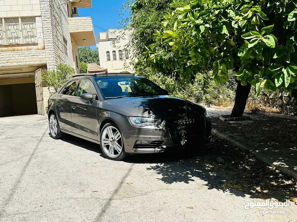 اودي A3 سيدان مواصفات اوروبية خاليه من الضربات والدهان