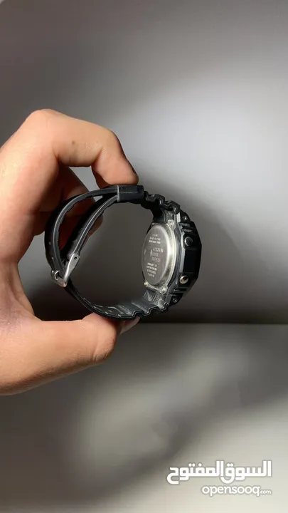 ساعه g shock للبيع بحاله الوكاله فخمه جدا رجاليه