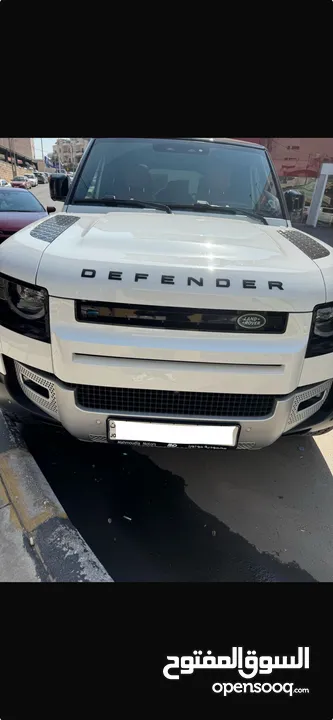 Land Rover Defender2023 وارد وصيانة المحمودية Plug in hiybrid one owner