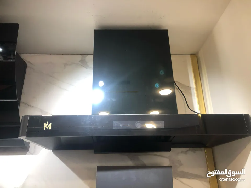 شفاط مطبخ تصميم أنيق وحصري نوع MS قوة شفط عالية إضاءة LED فلاتر سهلة الفك حرق سعر 99د فقط لفترة