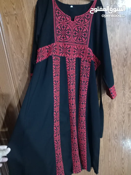 فساتين بناتي لبسه وحدة مناسب للعيد