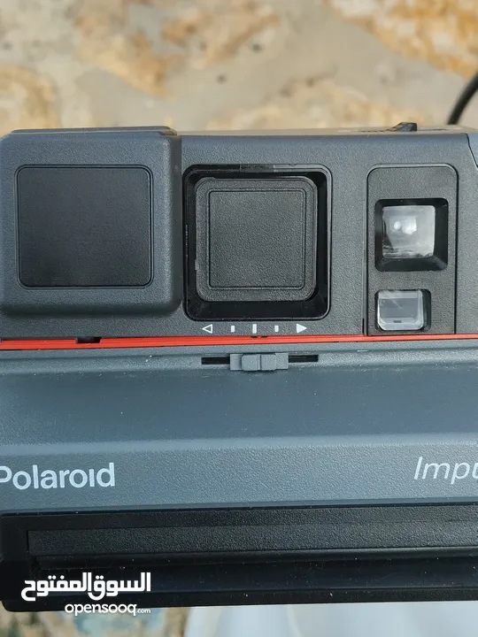 كاميرا فورية polaroid