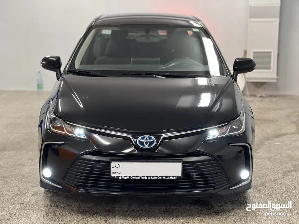 Toyota Corolla Hybrid 2019 ممشى قليل بحالة الوكالة