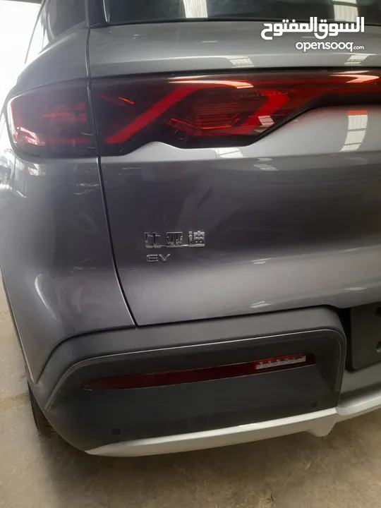 جيب عائلي يوان أب.فل اضافات.بانوراما.بطارية 45K.مدى 405Km.زيرو.كفالة 6 سنوات.حرة/رديات ضريبية