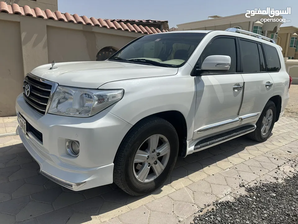 Toyota Land Cruizer 2015 - 60th Edition GCC Specs