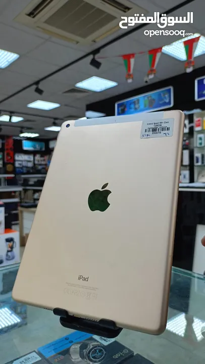 Apple iPad 5th Gen 9.7 inch 128GB