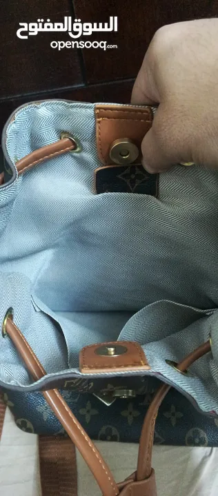شنطه الاصليه بحاله الوكاله استخدام خفيف
