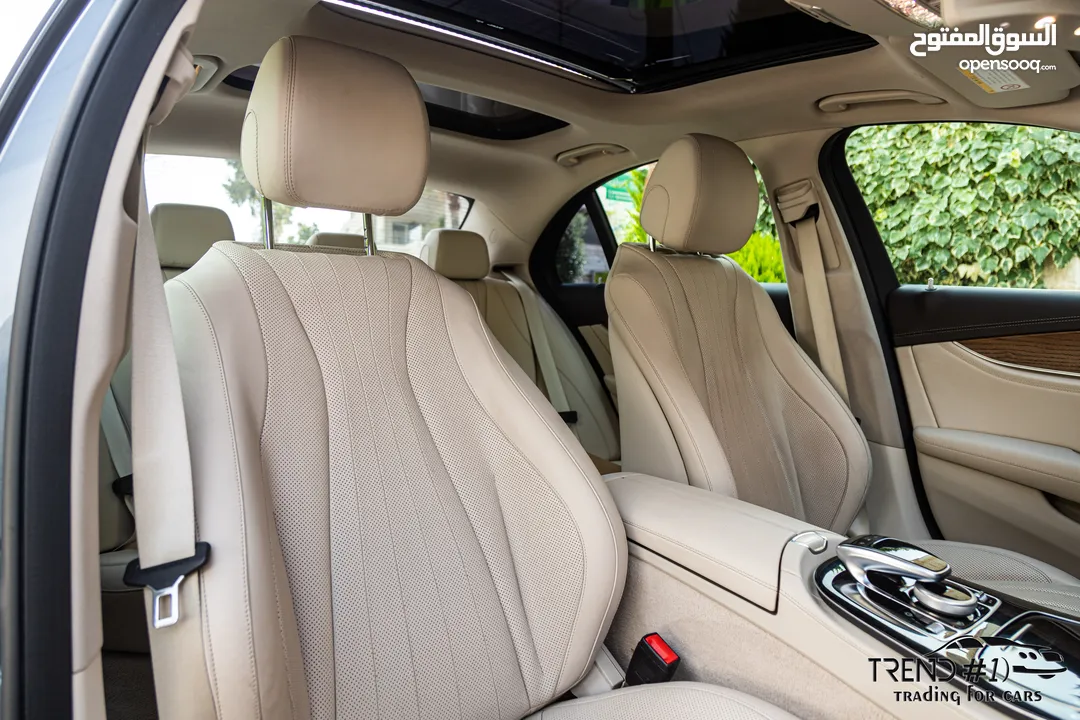 Mercedes E300 2019 Gasoline   السيارة مميزة جدا بمواصفاتها و بحالة ممتازة جدا
