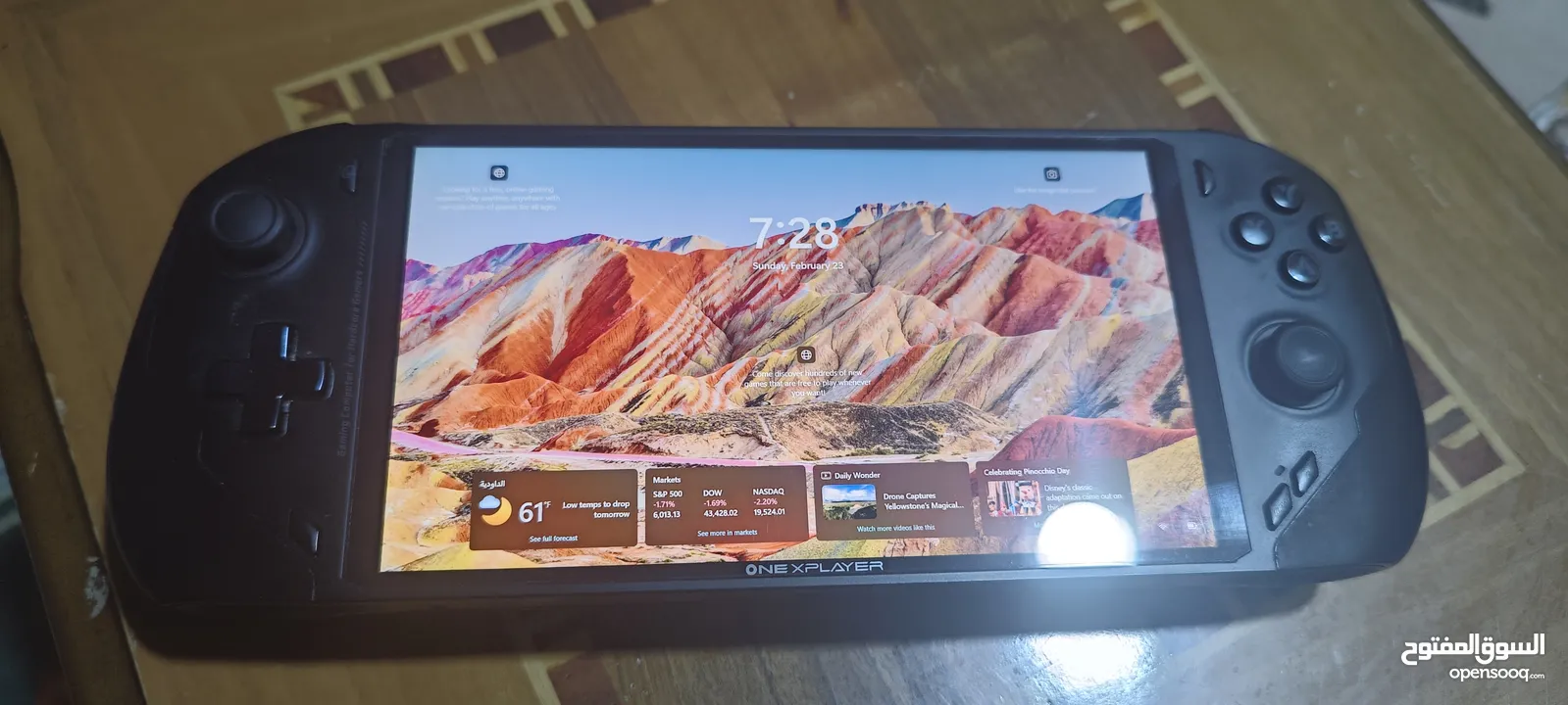 جهاز pc محمول - من شركه onexplayer
