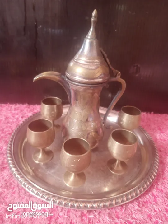 صينيه نحاس وست كاسات وداله