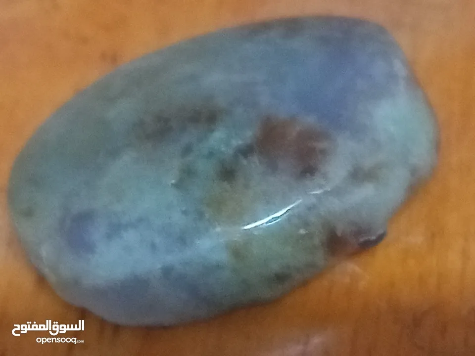 بعض من حجار العقيق طبيعي 100٪