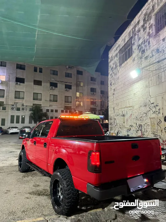 فورد 2008. اصل حكومي. فحص ممتاز .بحاله ممتازه .بنزين ماتور 4600.رام لله او الخليل