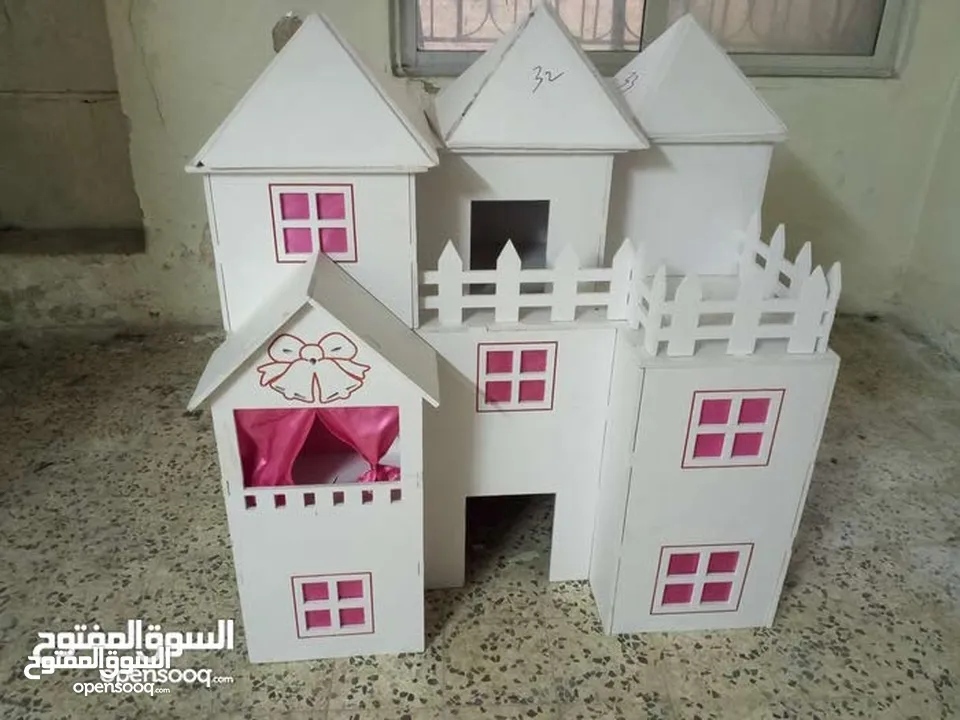 بيت باربي حجم كبير تركيب مستعمل للبيع