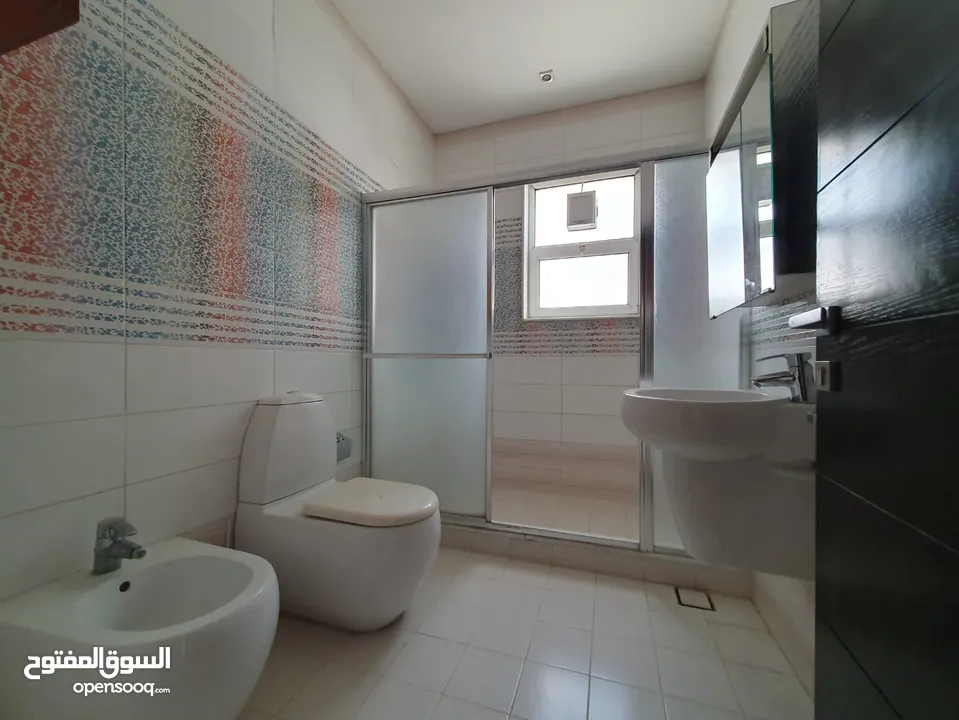 فيلا غير مفروشة للإيجار ( Property 38986 ) سنوي فقط