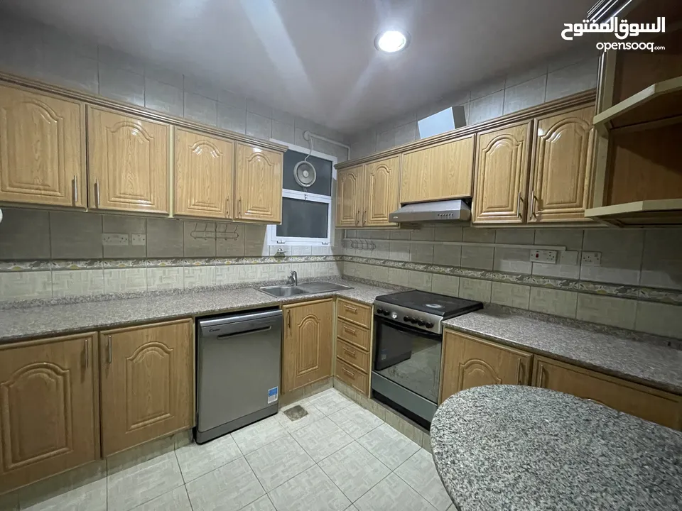 3BHK  flat in Al-Qrum  شقق للإيجار غرفة، غرفتين، 3 غرف - القرم