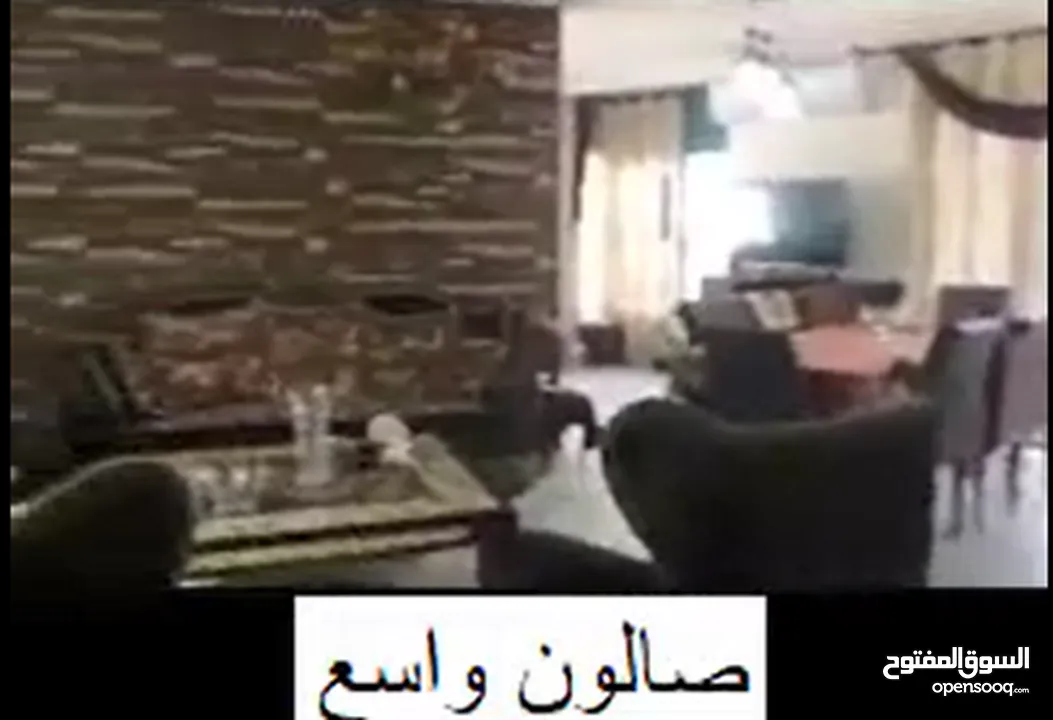 شقة مشطبة نشطة مميزة بإطلالتها للبيع بالكاش مع امكانية التقسيط