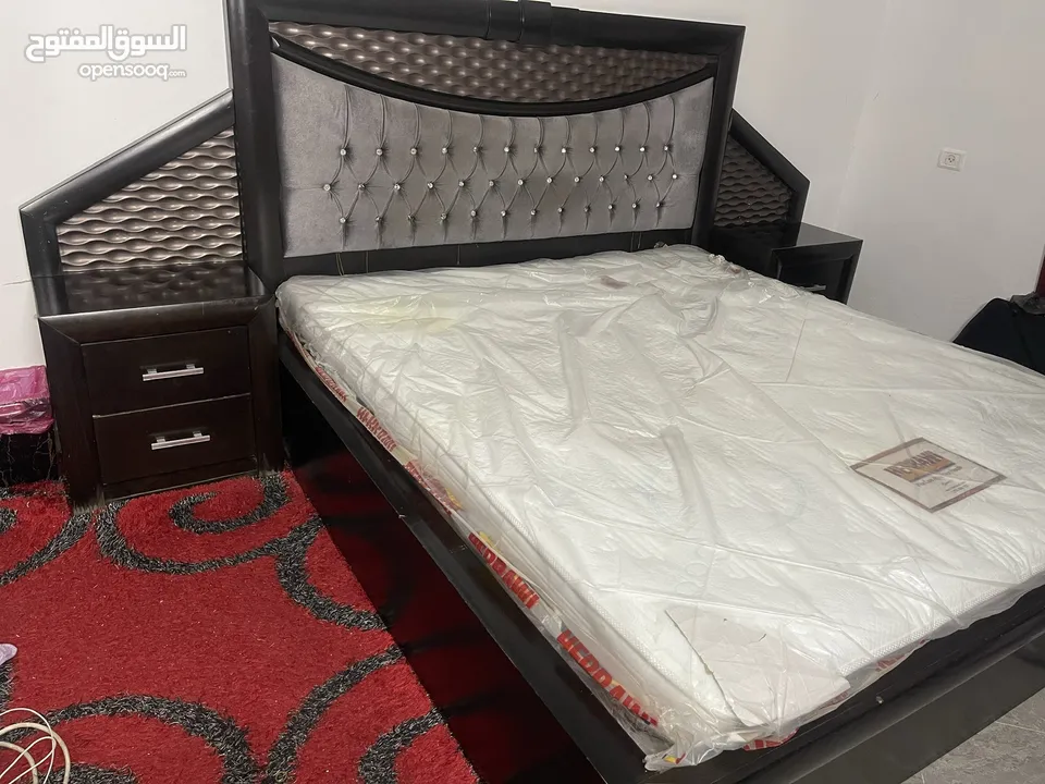 غرفة نوم كاملة + فرشة حرباوي شبه جديدة فاخرة
