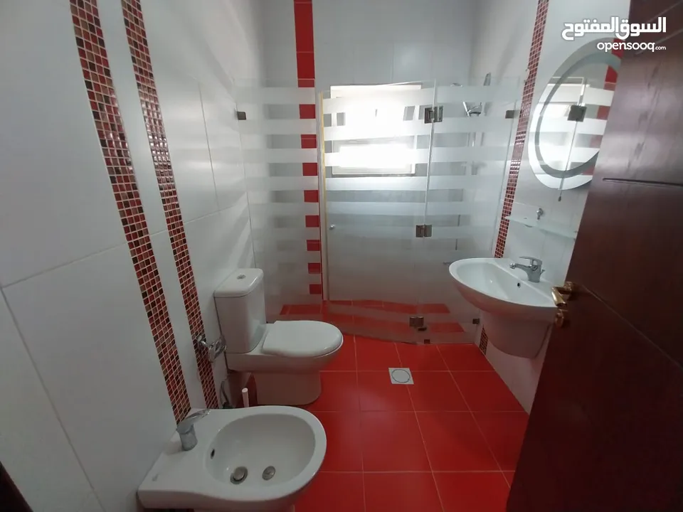 روف دوبليكس للأيجار ( جزء من فيلا ) ( Property 38746 )-175034672