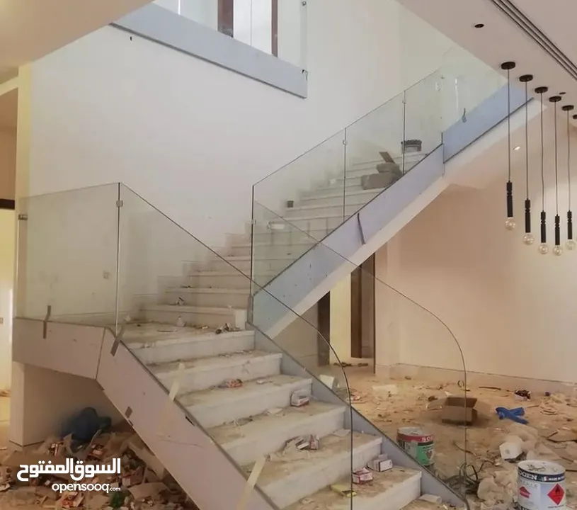 معرض رام الله للزجاج والسيكوريت و المرايا و الديكورات الداخليه  التزام جوده كفائه و اختصاص