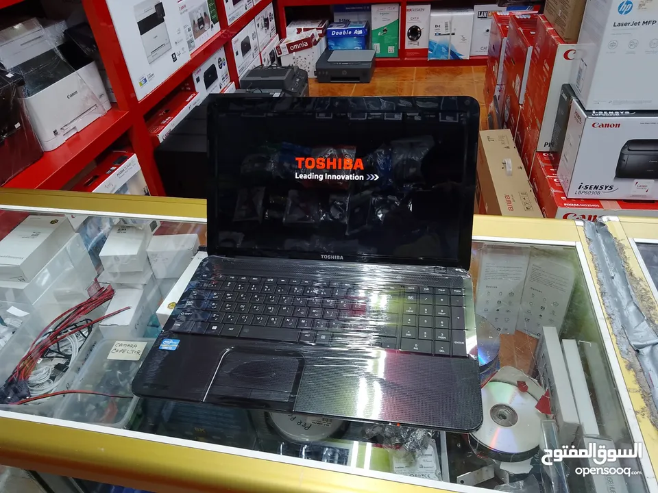 Toshiba satellite c850. core i3. ram 8gb. HDD 500gb. bag + charger + mouse 2 month warranty