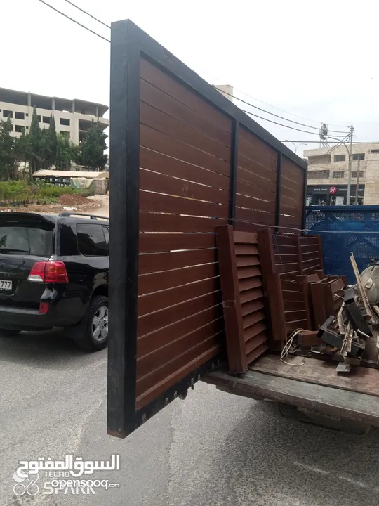 شراء جميع انواع الحديد والدربزين والزينكو والقرميد والكراكيب