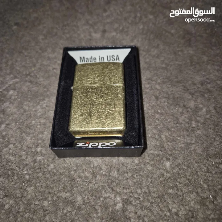 قداحة Zippo الأصلية