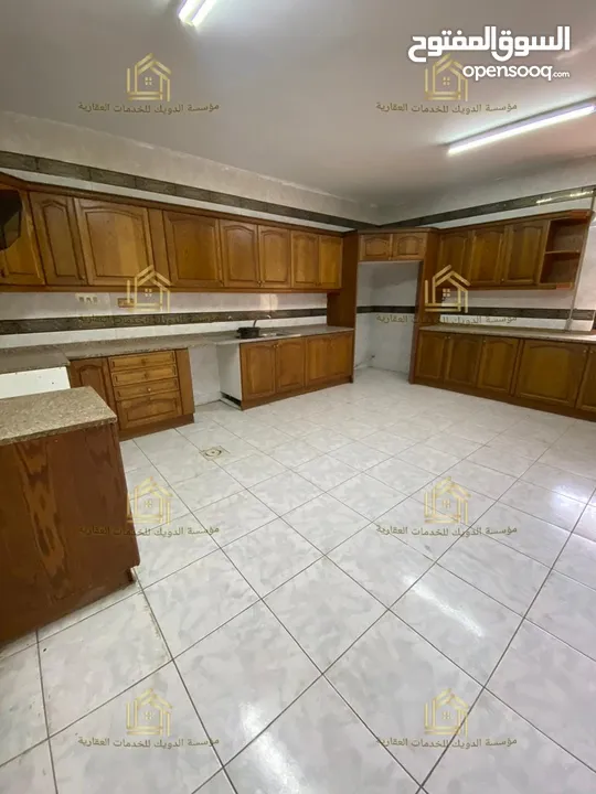 فيلا للايجار .. يوجد خيارات اخرى Villa for rent.. other options available / V152