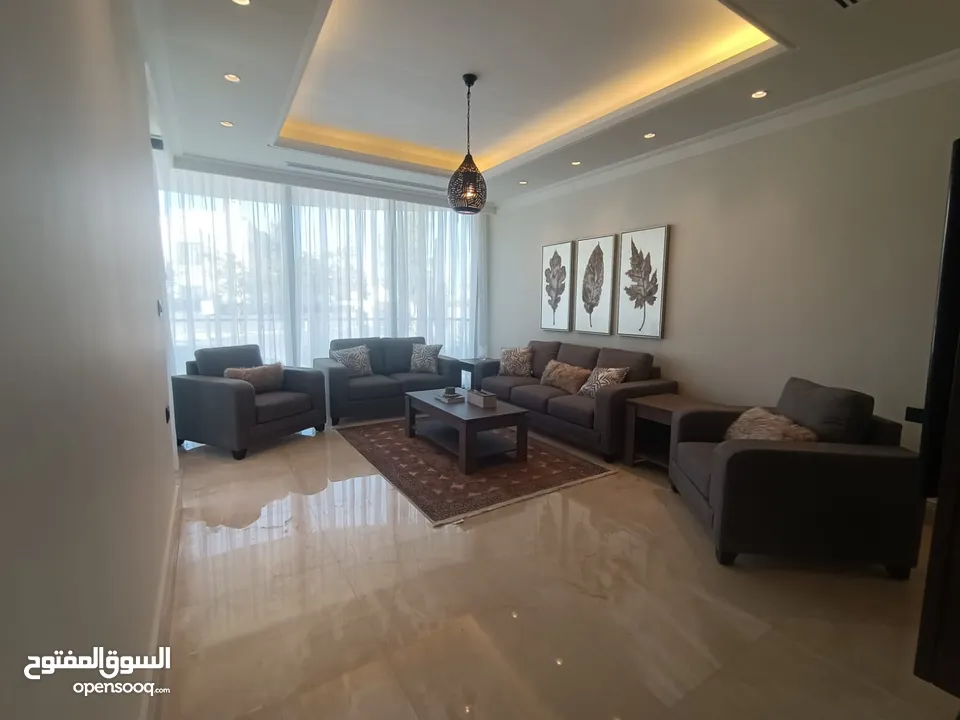 شقة غير مفروشة للايجار في الدوار الرابع ( Property 38212 )-174960153