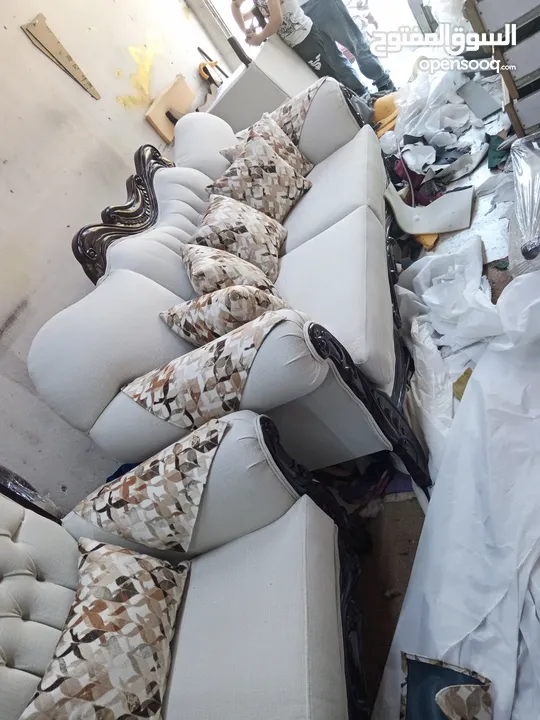 مشغل وتنجيد ابو يزيد اللولو الكافة أعمال التنجيد والكورنرات