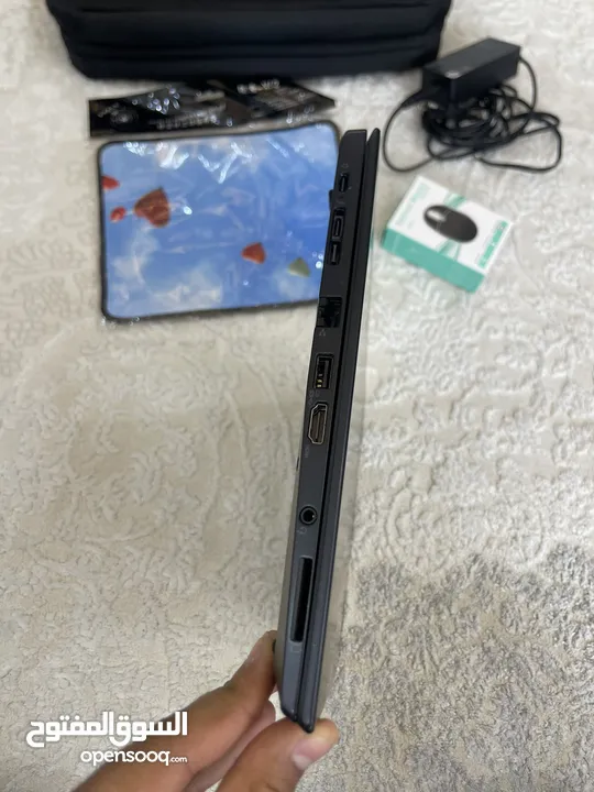 لينوفو ThinKPad Core i7 جيل ثامن  اعلى صنف رام 8 DDR4 مع عدة هدايا