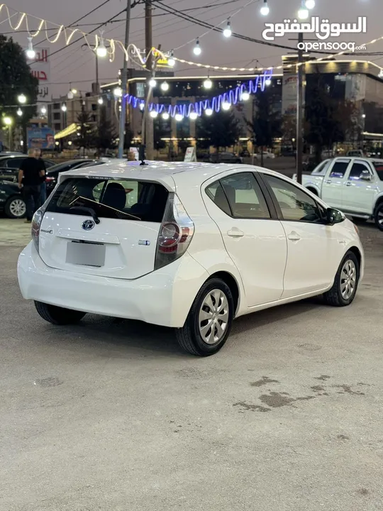 تويوتا بريوس c 2014 بطاريه الشركه